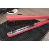 Q1R Be-Uni Professional Утюжок-расческа Про для выпрямления волос с зеркальным титановым покрытием 