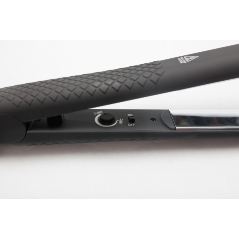 Be-Uni Professional Утюжок с зеркальным титановым покрытием для выпрямления волос 