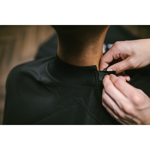 RB030 Пеньюар с неопреновым воротником Noble Black