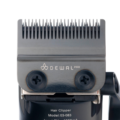 03-083 DEWAL Машинка для стрижки 7000 об/мин., нож 45 мл, 05-2 мм, 6 насадок, 8 Вт, аккумуляторная
